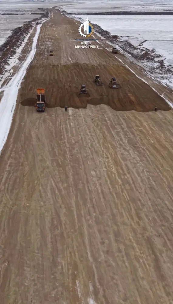 Строительство железнодорожной линии «Бахты – Аягоз» на завершающей стадии {city2}