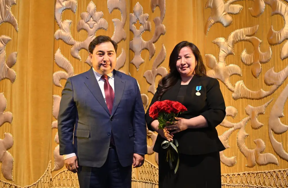 Состоялось торжественное мероприятие в преддверии Международного женского дня (5)