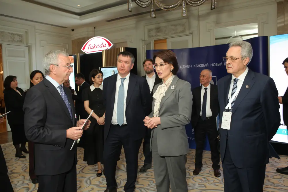 Инновационные методы в онкологии: пятилетняя выживаемость пациентов в Казахстане достигла 65% {city2}