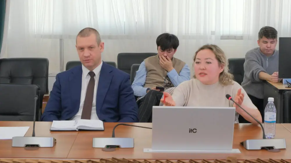 В Минтруда прошла рабочая встреча с НПО по вопросам специальных социальных услуг в Астане {city2}