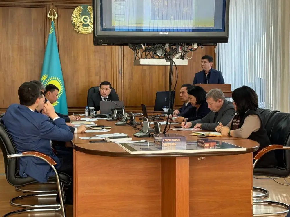 В Актобе обсуждены инвестиционные проекты, направленные на развитие экономики региона (6)