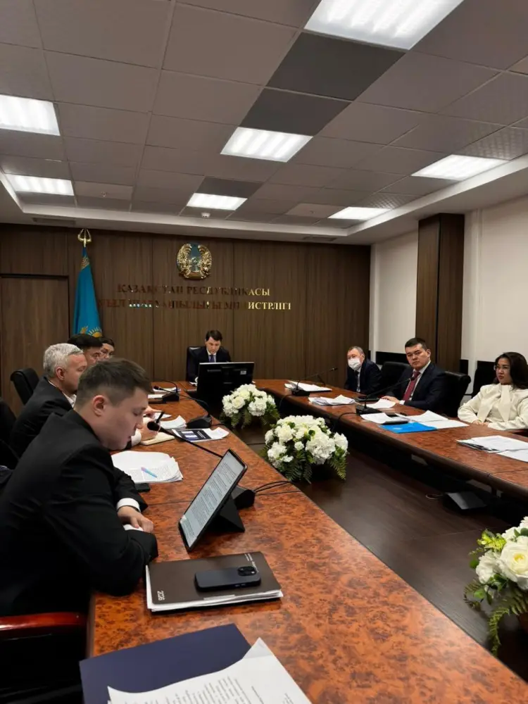 На страже сельскохозяйственного здоровья: борьба с саранчовыми вредителями в разгаре {city2}