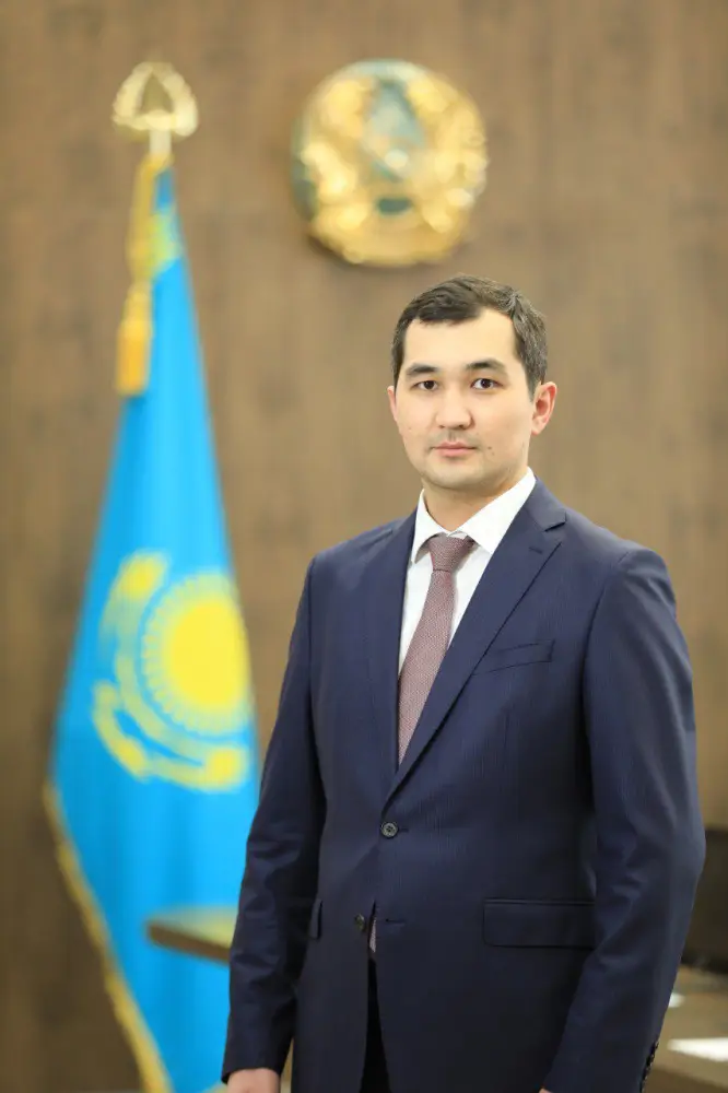 Председатель правления управляющей компании СЭЗ Актобе Бакытбек Есенгулов и инвестиционные проекты региона {city2}