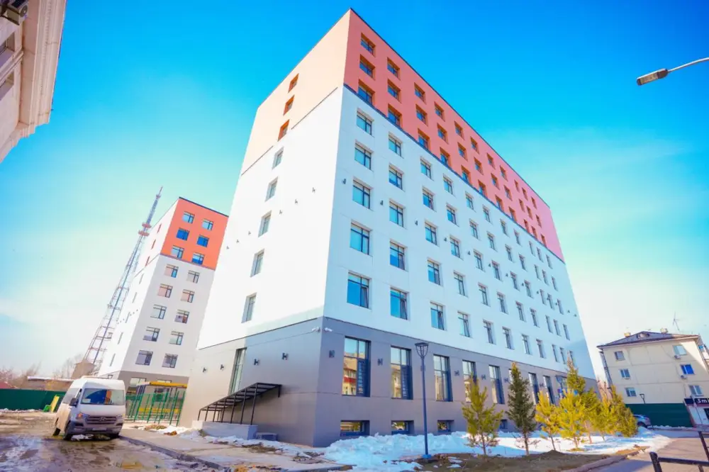 Новое общежитие почти на 1000 мест для студентов колледжей открыли в Астане (9)