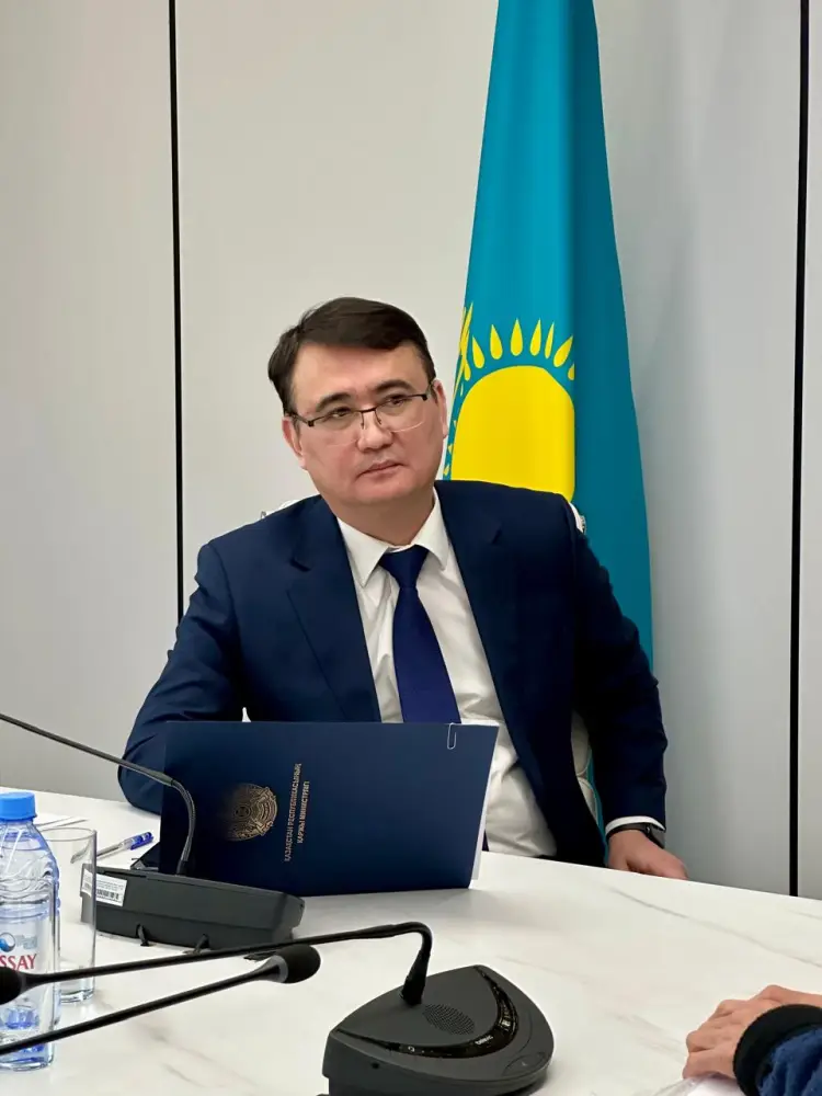 Прием граждан Эрнара Ержанова в Министерстве финансов по социально-экономическим вопросам {city2}