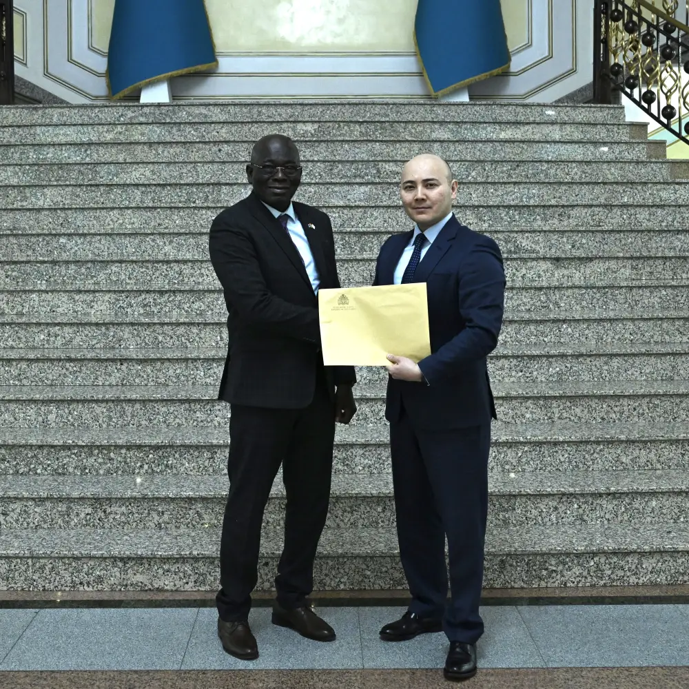 В МИД Казахстана приняли копии верительных грамот у Послов ряда государств (3)