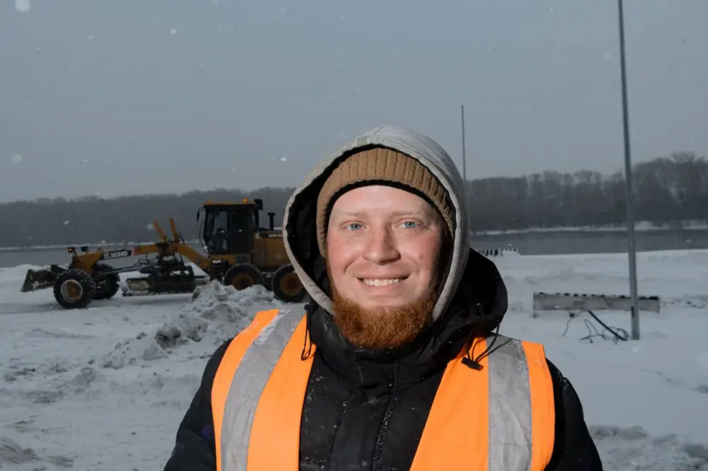 С Днём благодарности жителей Восточно-Казахстанской области поздравил аким ВКО Нурымбет Сактаганов (2)