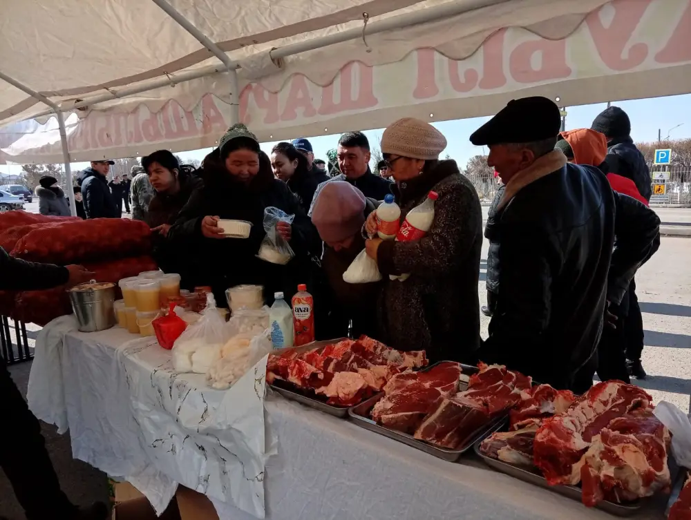 В Кегене прошла ярмарка сельскохозяйственной продукции в день референдума {city2}