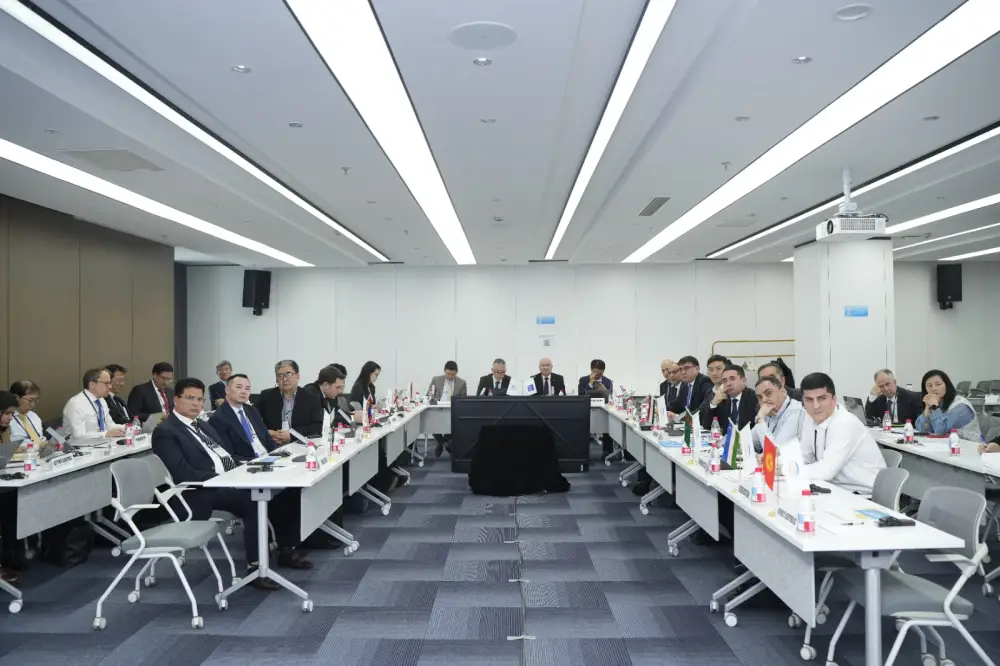 Казахстан прокладывает путь к инновациям на заседании ЦАРЭС {city2}