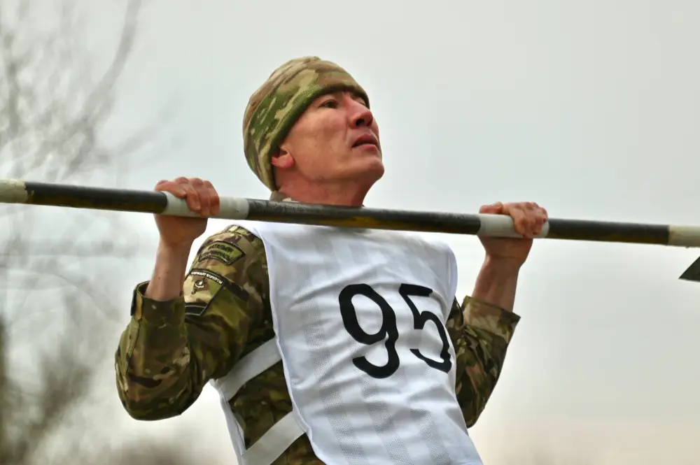 В Жамбылской области проверили готовность инженерно-саперного полка (7)