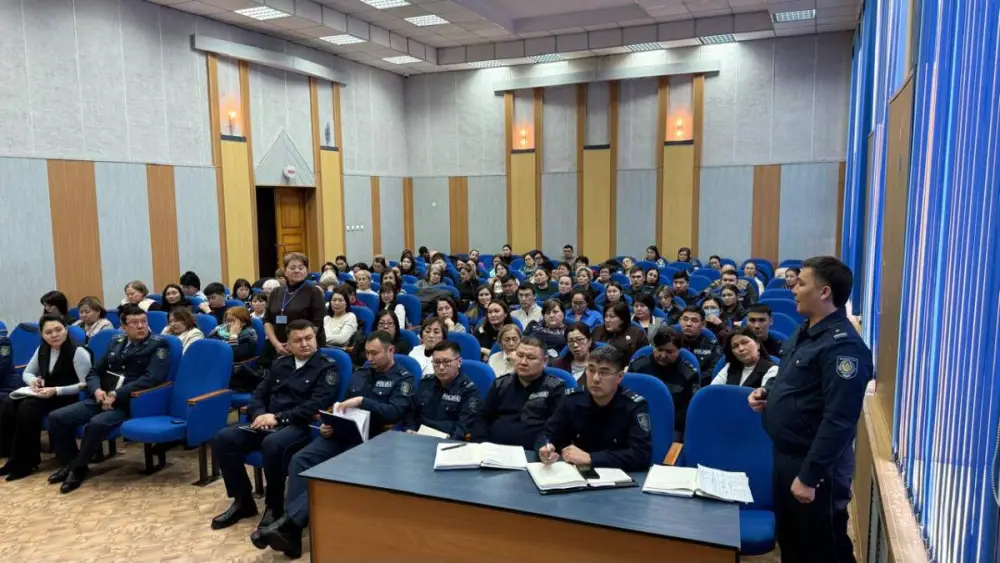 Обсуждение вопросов адаптации подростков и упрощения медицинских осмотров в Восточно-Казахстанской области {city2}