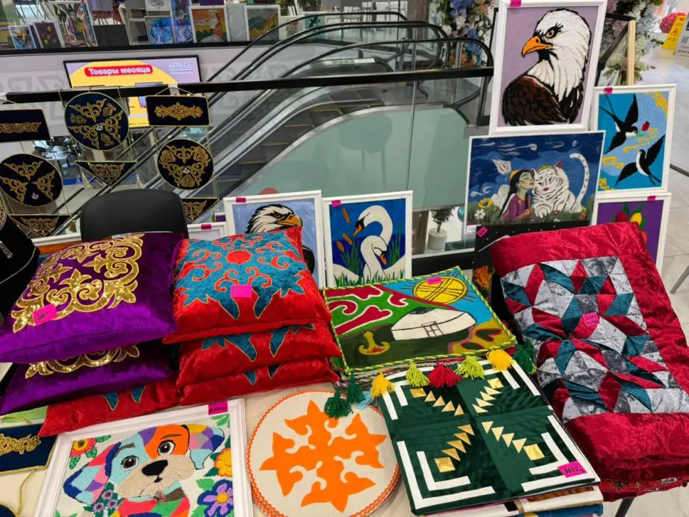 Выставка ремесленниц Центра активного долголетия провели в Астане в честь Наурыза (4)