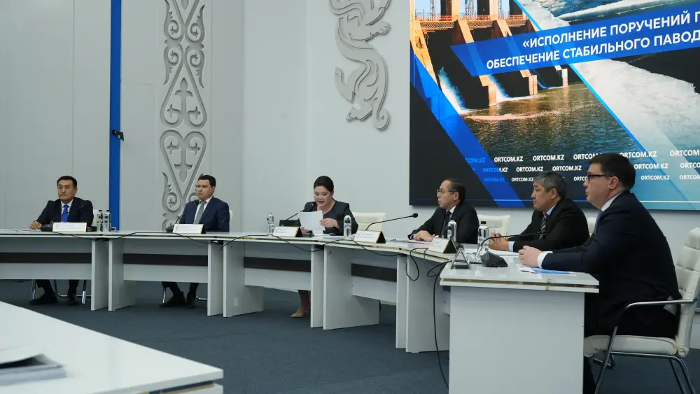 Круглый стол в Службе центральных коммуникаций при Президенте РК по подготовке к паводкам (7)