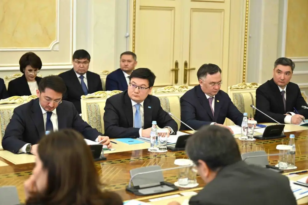 Обсуждение внедрения цифровых технологий и искусственного интеллекта в образовании на совещании по проекту Digital Qazaqstan {city2}