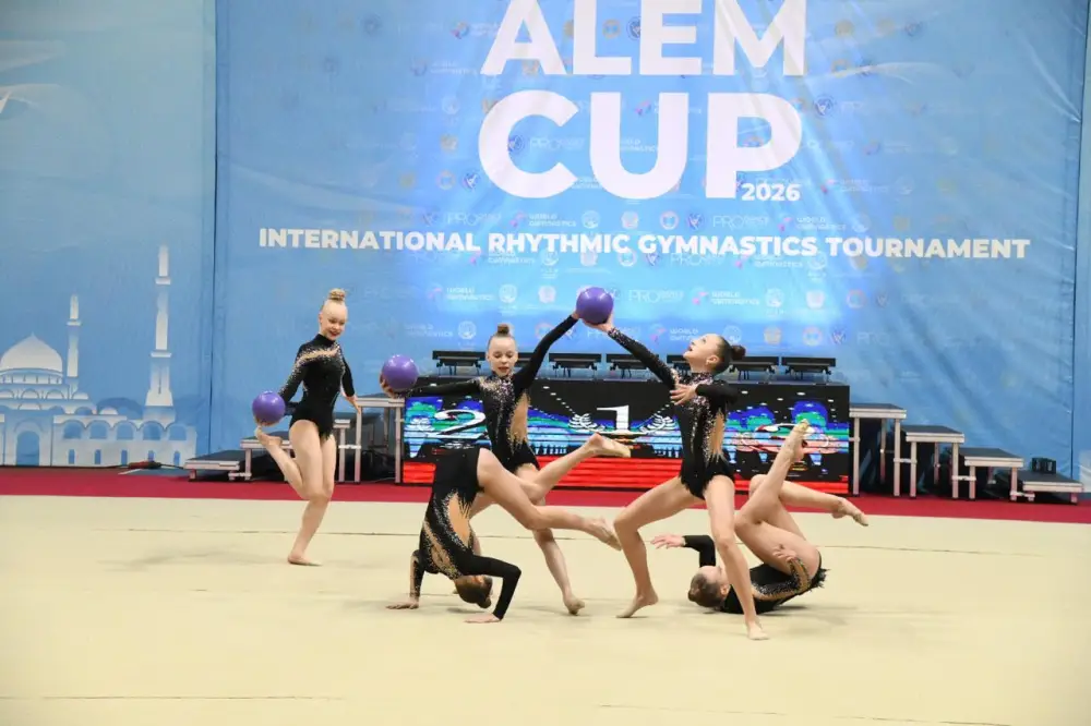 Международный турнир по легкой атлетике ALEM CUP в Астане: 800 спортсменок со всего мира {city2}