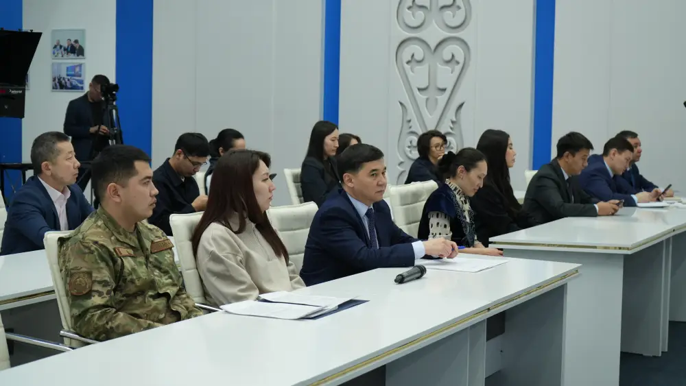 Круглый стол в Службе центральных коммуникаций при Президенте РК по подготовке к паводкам (4)