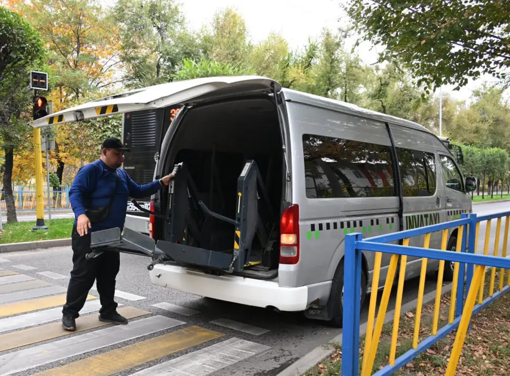 Бесплатное «Инватакси» для лиц с особыми потребностями в Алматы во время референдума {city2}