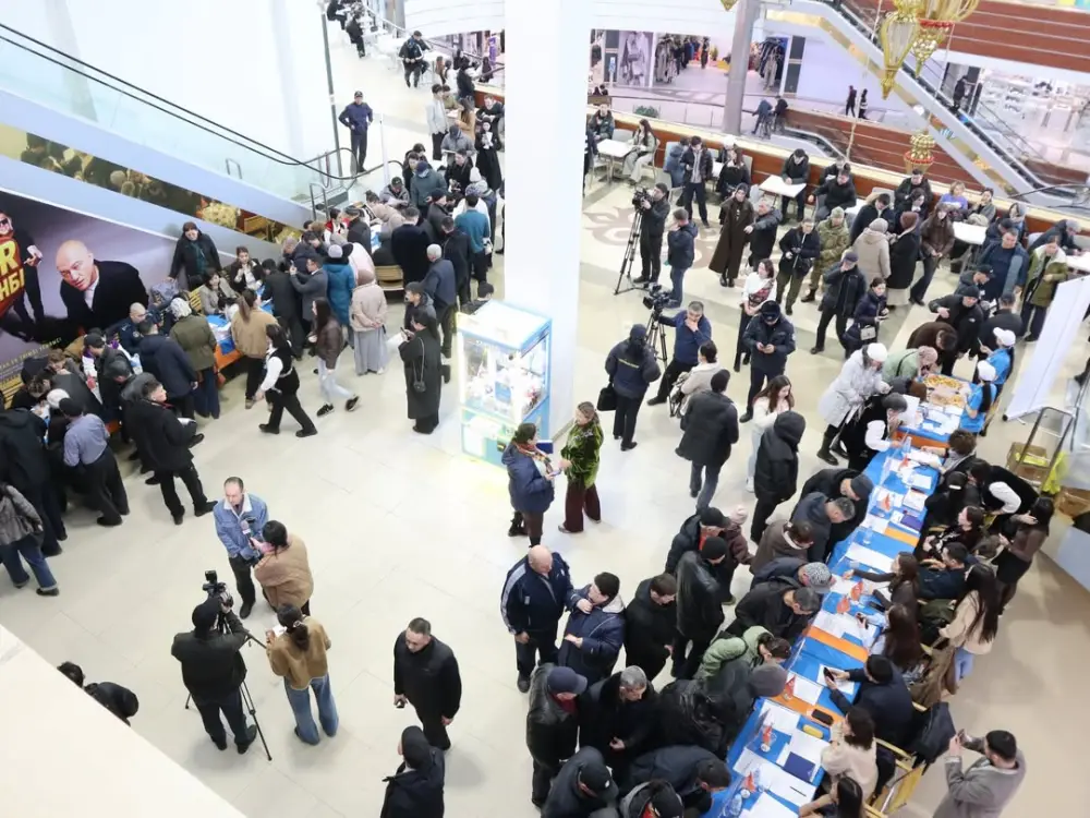 В регионе прошла ярмарка вакансий с участием более 20 ведущих предприятий, представителей малого и среднего бизнеса (6)