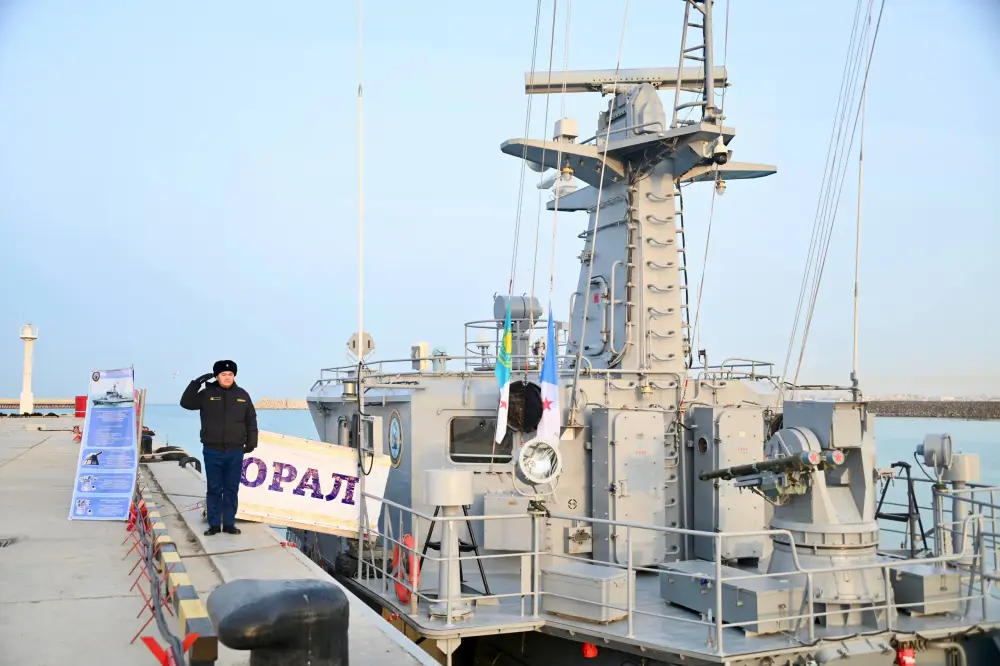 Инспекция боеготовности военно-морских сил Казахстана: акцент на модернизацию и преданность военнослужащих {city2}