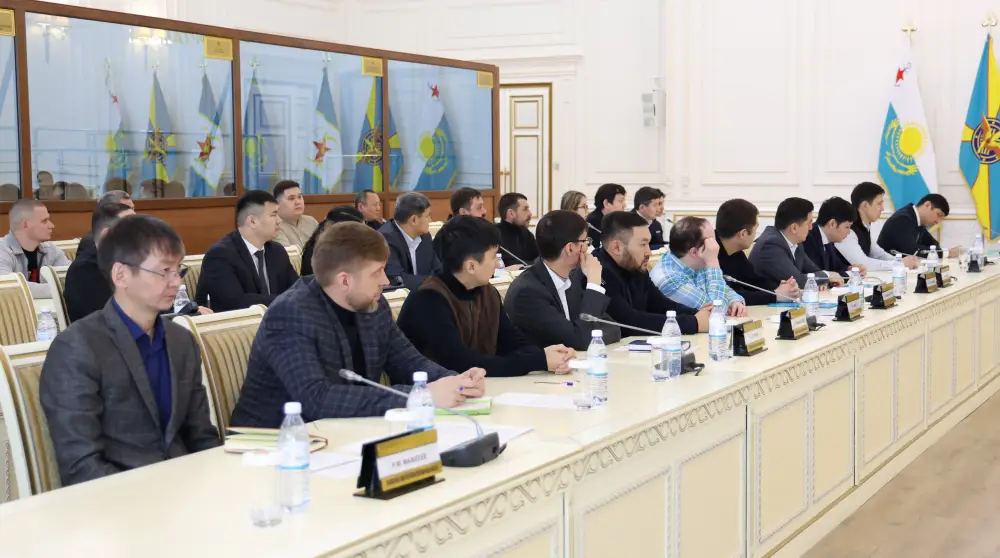 Казахстанские ИТ-компании и Минобороны подписали меморандумы {city2}