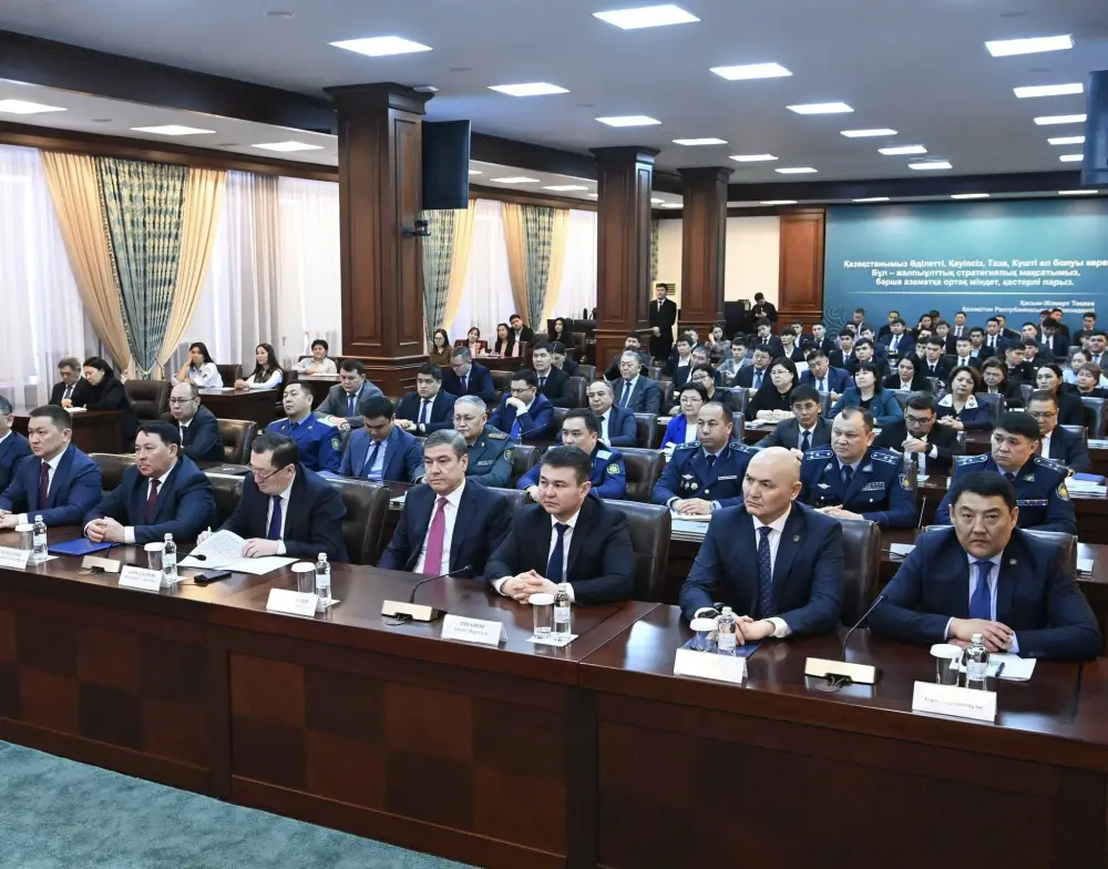 Обсуждены вопросы реализации принципа «Закон и порядок» на региональном уровне (4)