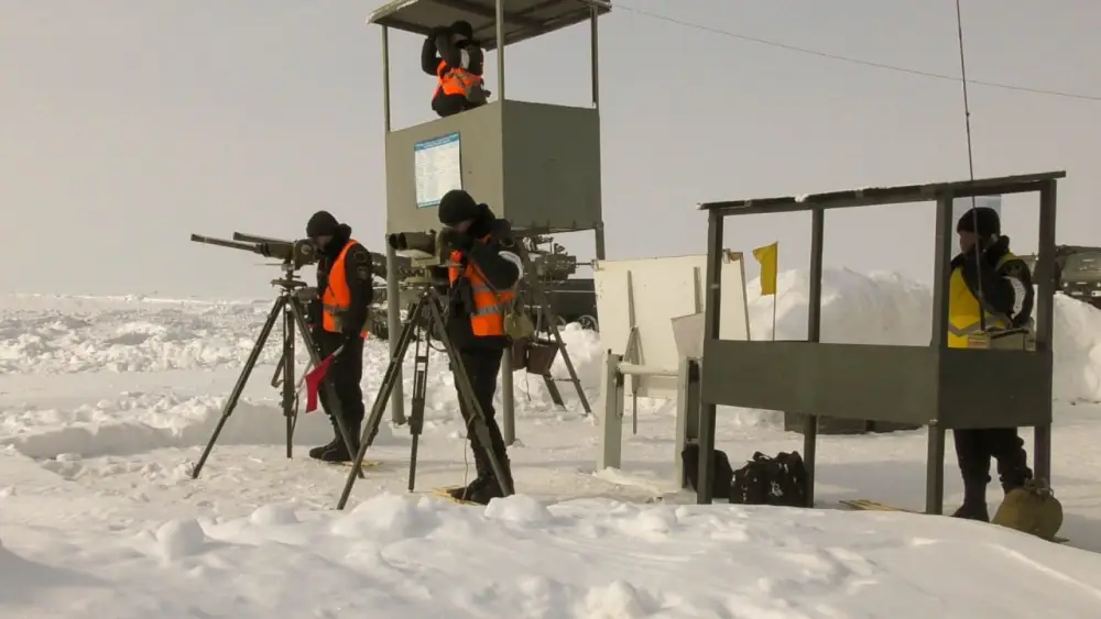 В Гвардейском гарнизоне прошли штатные стрельбы танковых подразделений {city2}