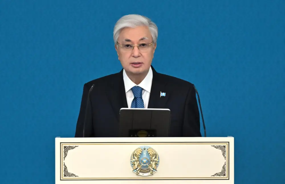 Президент Казахстана подчеркнул важность тренеров и специалистов для успеха параспортсменов {city2}