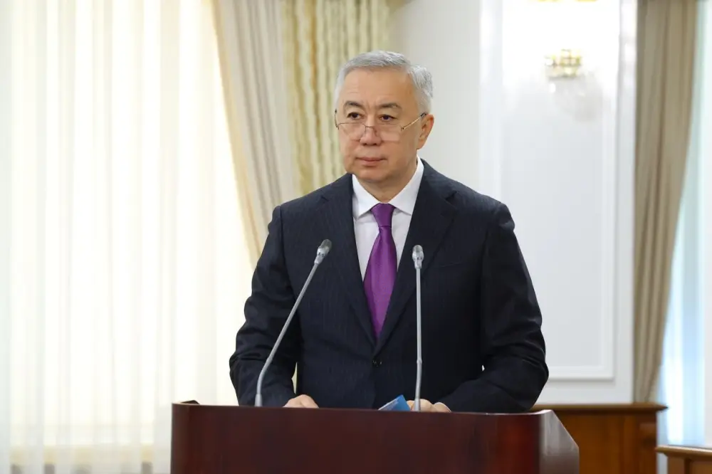 Приняты законопроекты для особого правового режима Астаны и города Алатау {city2}