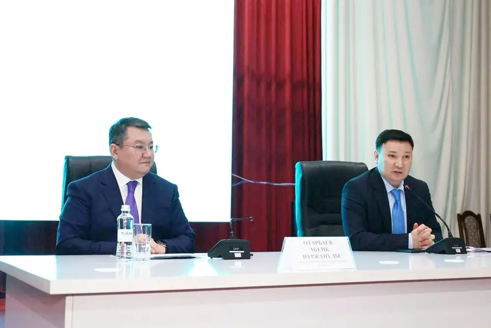 ТУРКЕСТАН: В САУРАНСКОМ РАЙОНЕ РАЗЪЯСНИЛИ ЗНАЧИМОСТЬ КОНСТИТУЦИОННЫХ РЕФОРМ (7)