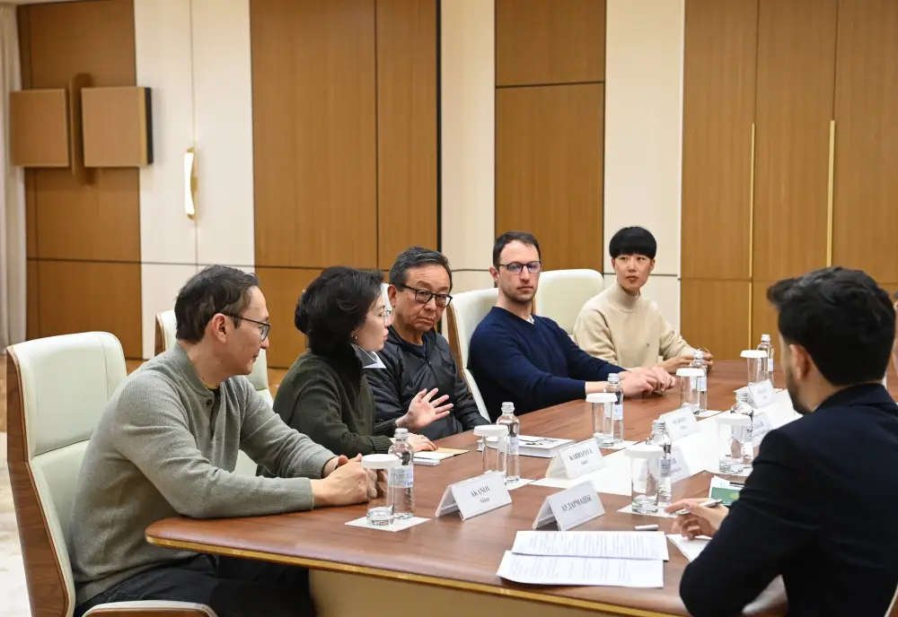 Глава региона встретился с представителями Фонда Болата Утемуратова и учеными Калифорнийского университета в Беркли {city2}