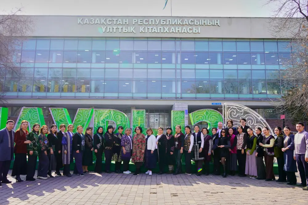 Алматы: акция по озеленению к Дню обновления {city2}