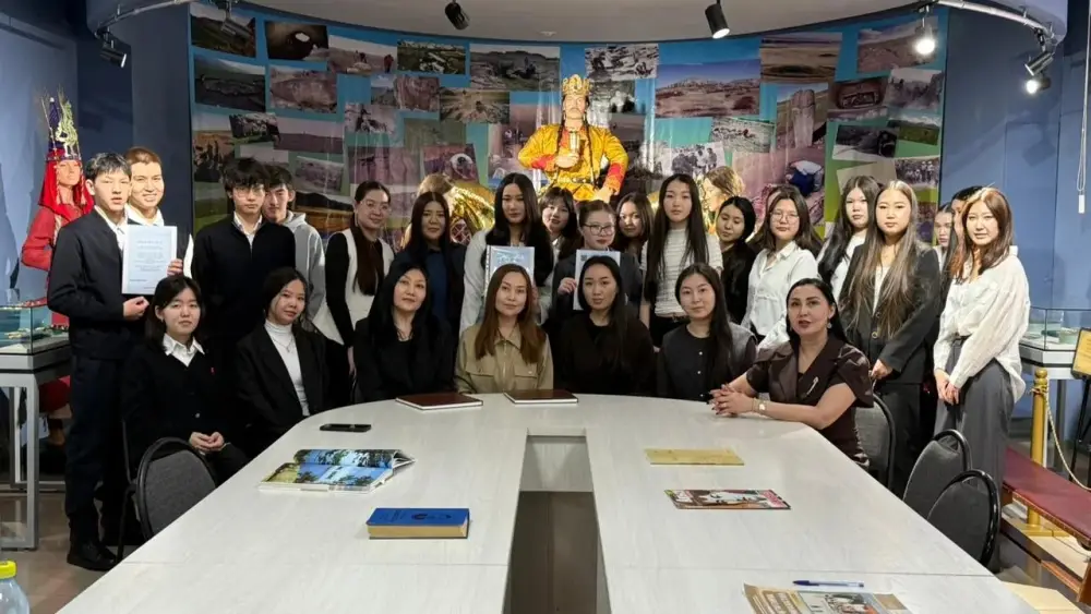 Конференция в ВКО: Воспитание сознательной молодёжи через наследие Алихана Бокейхана {city2}