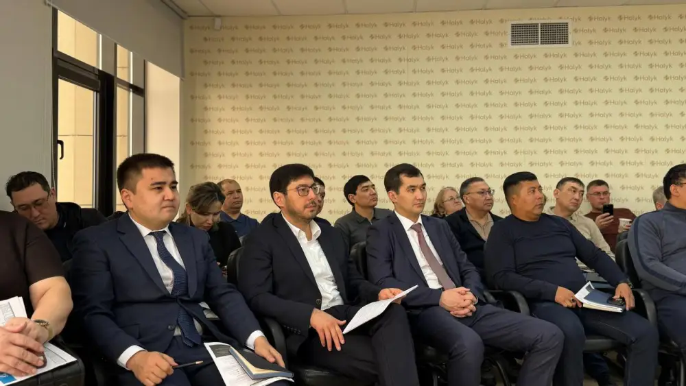 Обсуждение инвестиционных возможностей и налоговых льгот на встрече Halyk Bank с предпринимателями в СЭЗ «Актобе» {city2}