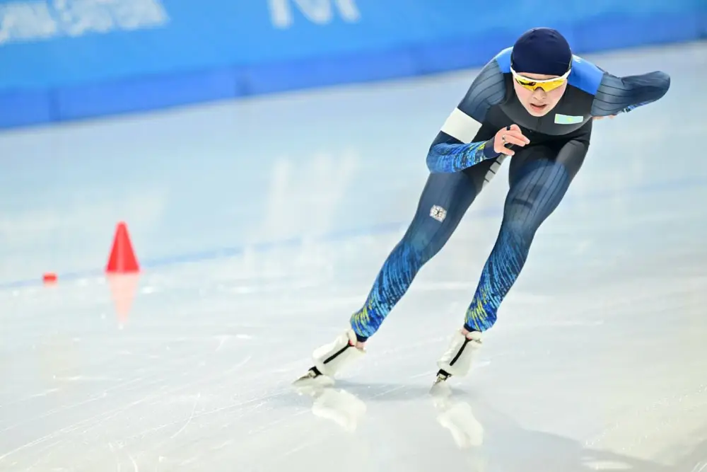 Кристина Шумекова трижды стала чемпионкой мира, подчеркивая успехи молодых спортсменок на международной арене {city2}