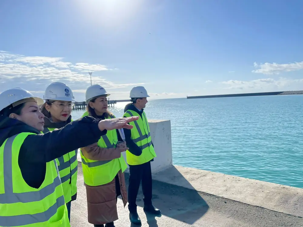 Оценка санитарной безопасности на международной границе: визит в порты Актау и Курык {city2}