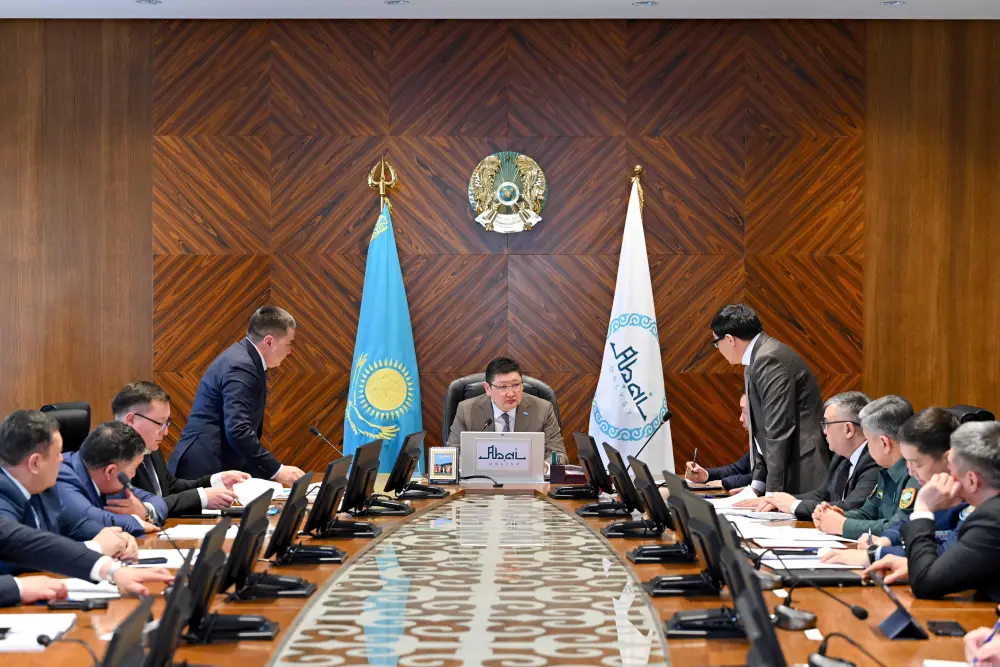 В области Абай рассмотрены вопросы подготовки к весенним паводкам (7)