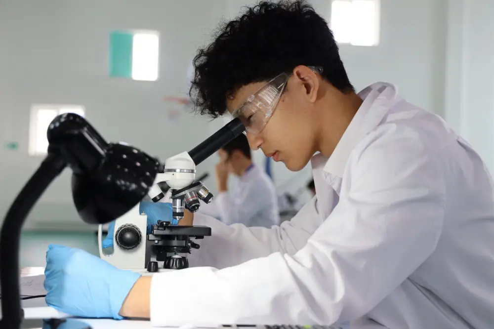 Результаты республиканской олимпиады могут повлиять на дальнейшую образовательную траекторию 1 636 школьников Казахстана {city2}