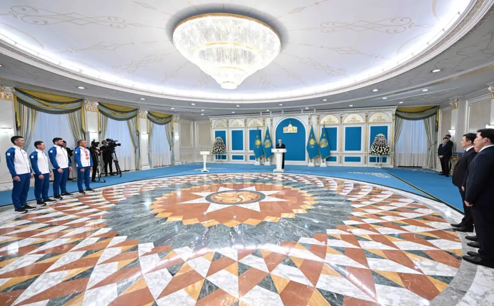 Президент: «Мы строим Справедливый Казахстан – страну равных возможностей для всех и каждого» (3)