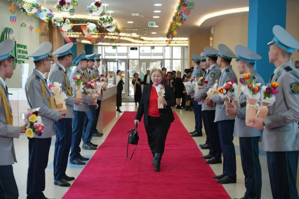 День благодарности в Алматы: праздник, который объединяет поколения и культуры {city2}