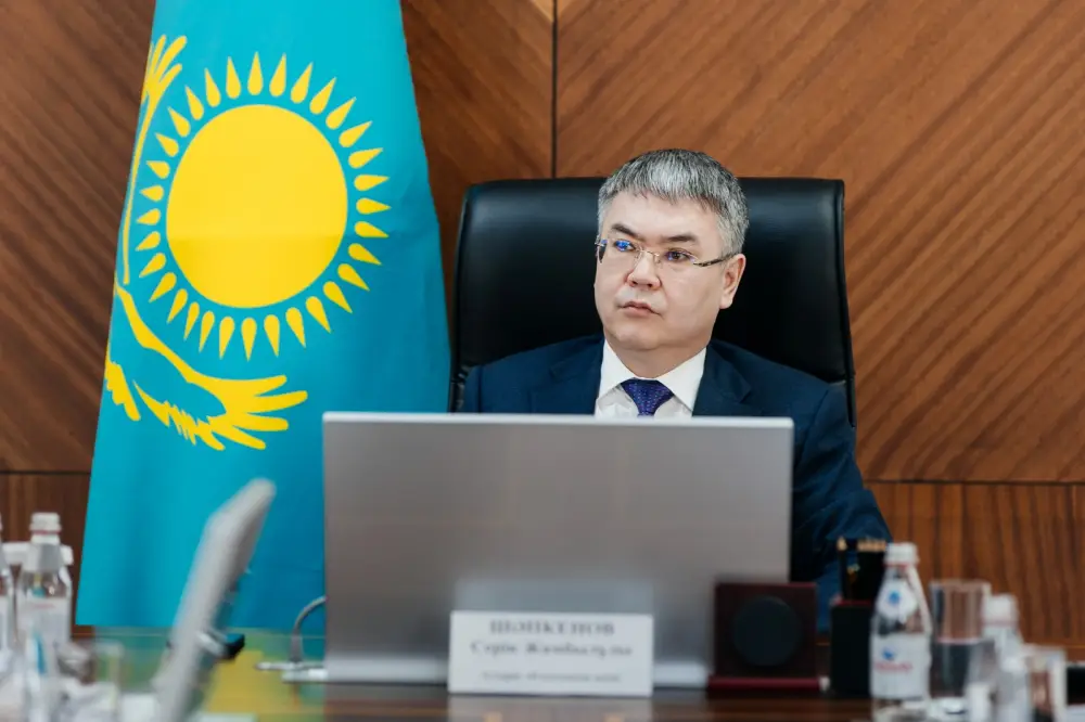 В Атырау обсудили планы по озеленению и борьбе с экологическими проблемами {city2}