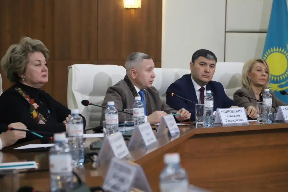 Республиканские этнокультурные объединения обсудили подготовку к референдуму (2)