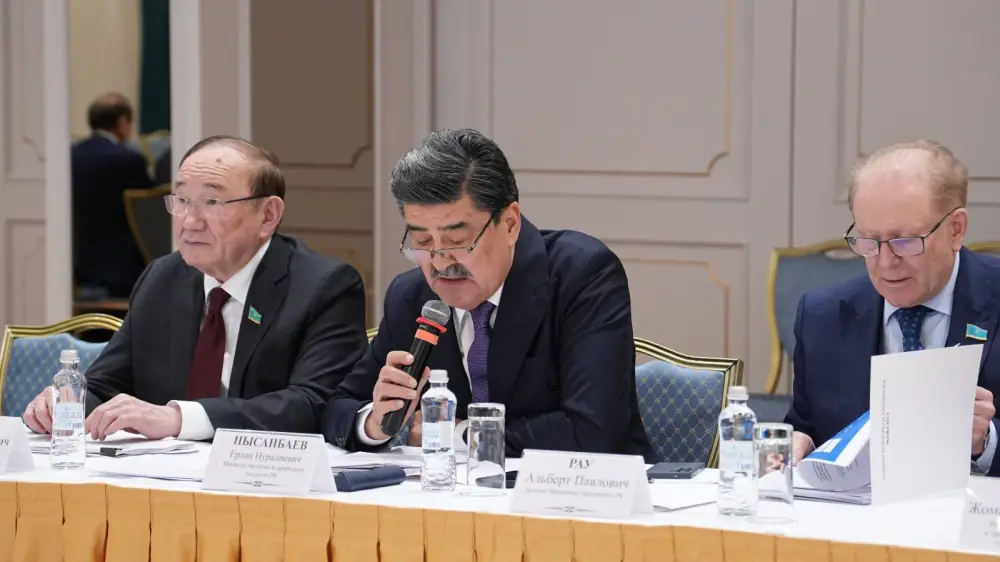 В Казахстане представили новую модель управления отходами в рамках программы 'Таза Қазақстан' {city2}