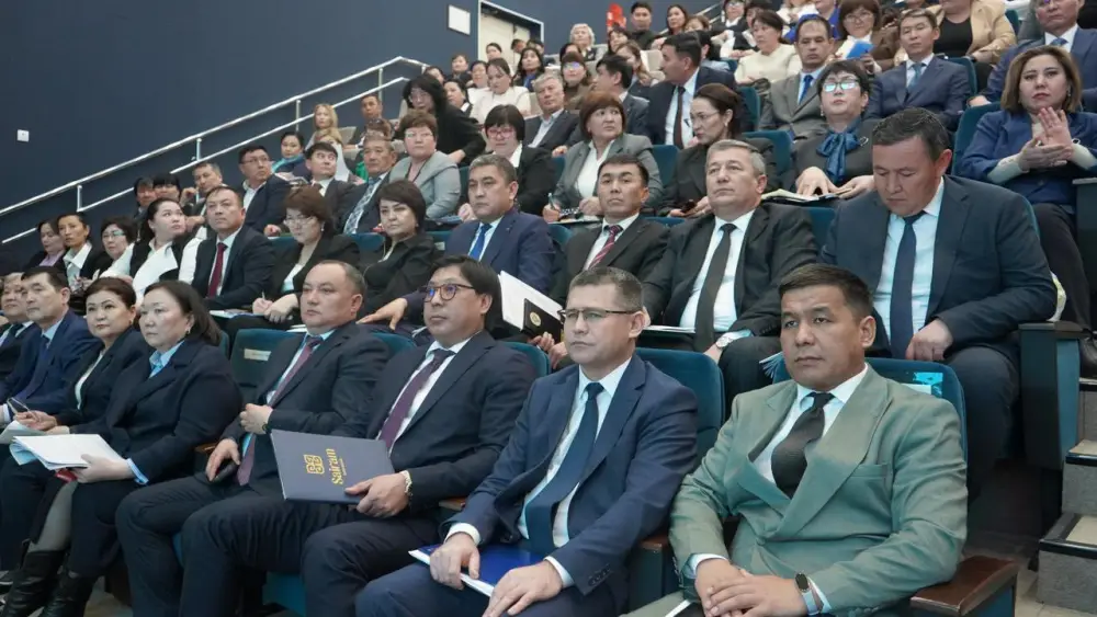 ТУРКЕСТАН: В РЕГИОНЕ ЗАЖГЛИ ОГОНЬ НОВЫХ ИДЕЙ ДЛЯ ОБРАЗОВАНИЯ {city2}