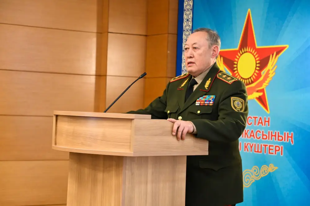 В Национальном университете обороны открыли мемориальный уголок к 125-летию генерала Шакира Джексенбаева (4)