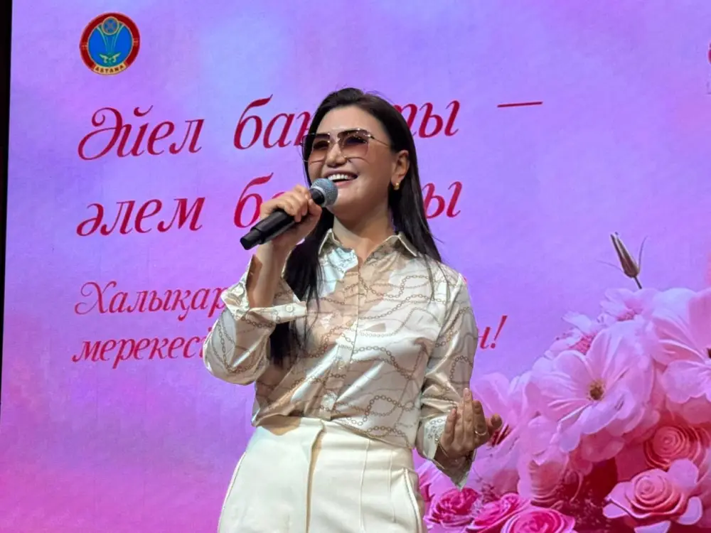 В Астане прошел праздничный вечер, посвященный Международному женскому дню (9)