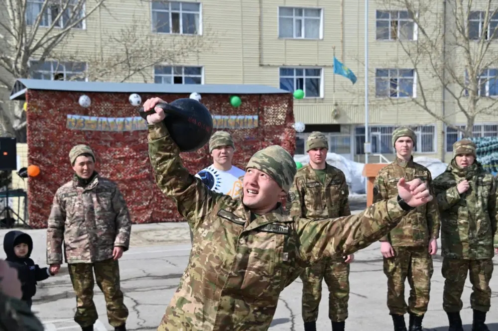 Армейские спортсмены завоевали 110 медалей на международных соревнованиях с начала года {city2}