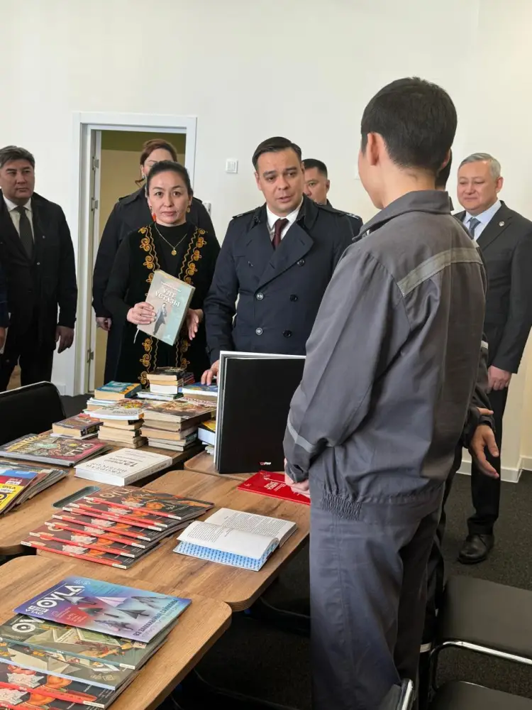 Артур Ластаев посетил учреждение для несовершеннолетних в Алматы (7)