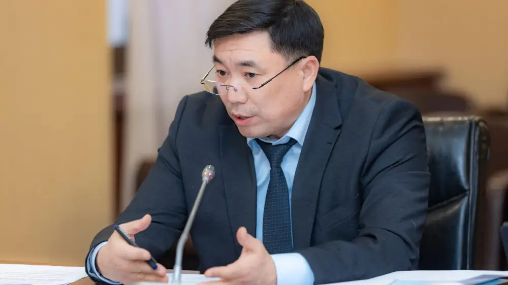 346 тыс. самозанятых и 1,2 млн предпринимателей в регионе {city2}