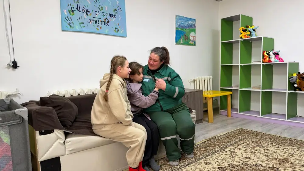 В Карагандинской области осуждённые женщины встретились с детьми после четырёх лет разлуки {city2}