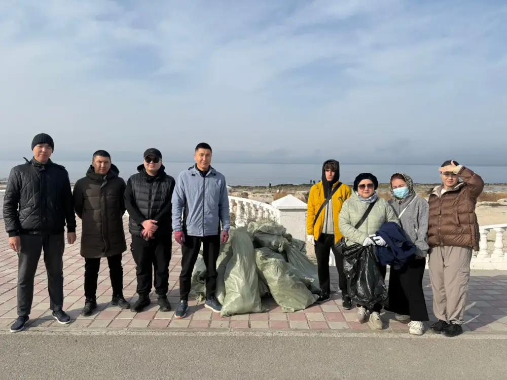 Юные казахстанцы принимают участие в республиканской акции «Мөлдір бұлақ» (6)